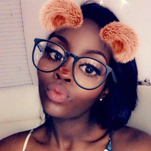 Meet your Posher, Saskia